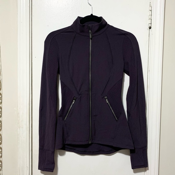Lululemon 2 Sleek Essentials Zip Up Jacket in Boysenberry - Picture 2 of 16